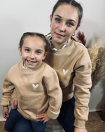 Charger l&#39;image dans la galerie, Pull coeur &quot;Fille&quot;
